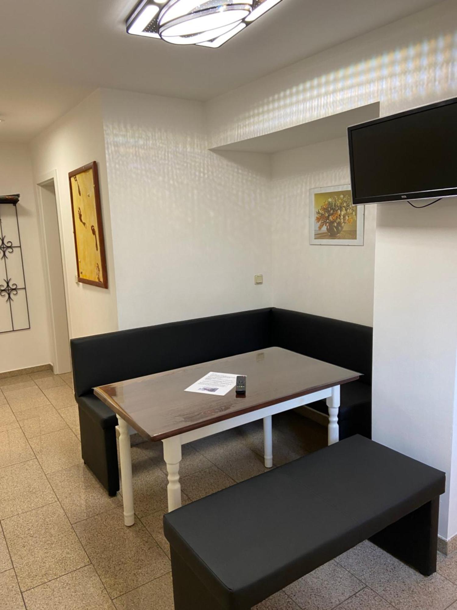 Rehn Apartment *