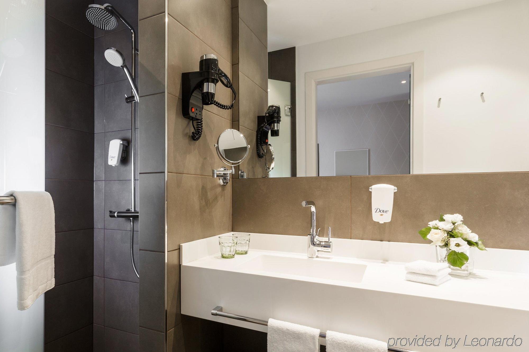 - Am Zwinger, An Ihg 4*