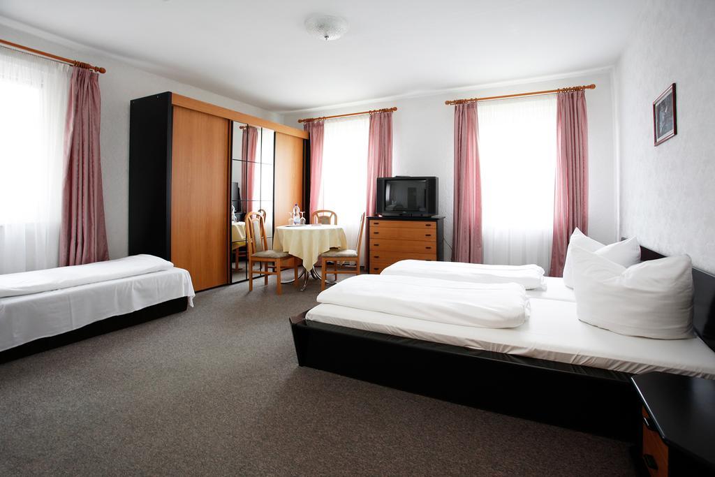 Hotel Heidenschanze 2*