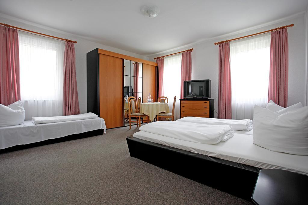 Hotel Heidenschanze 2*