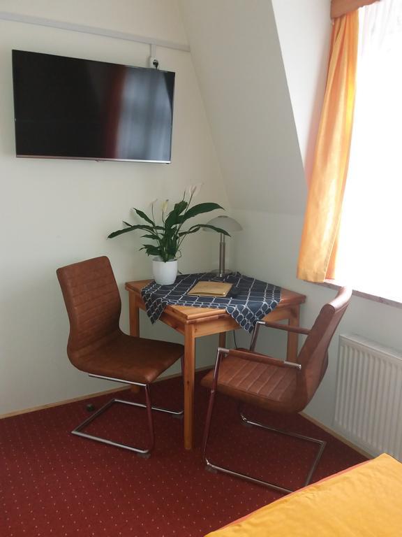 Gastehaus Loschwitz Guest house 2*