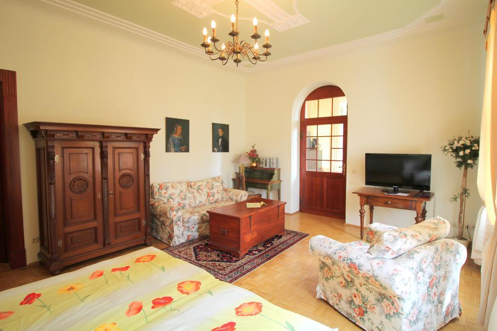 Hotel-appartement-villa Ulenburg Dresden