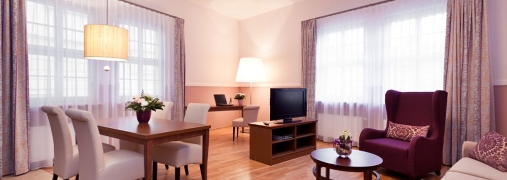Aparthotel Am Schloss 4*