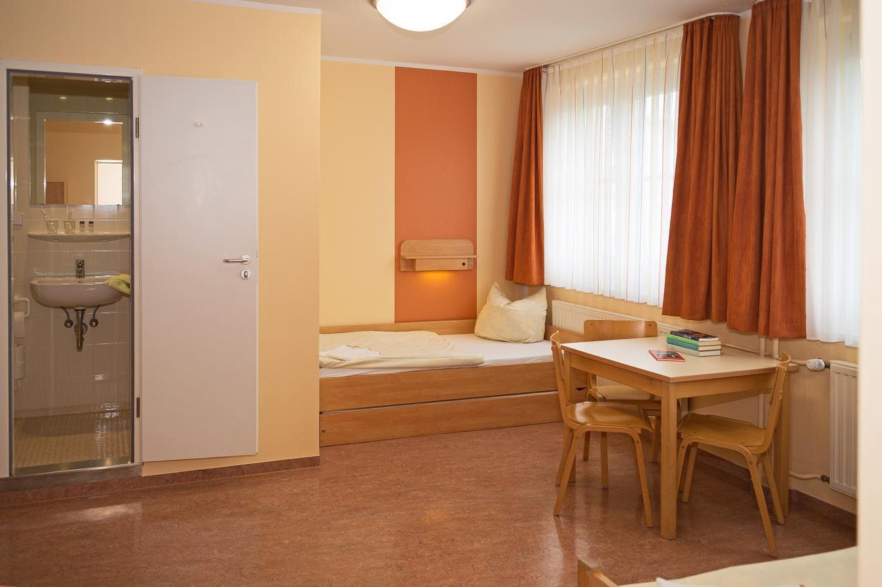 Hostel Djh - Jugendgästehaus