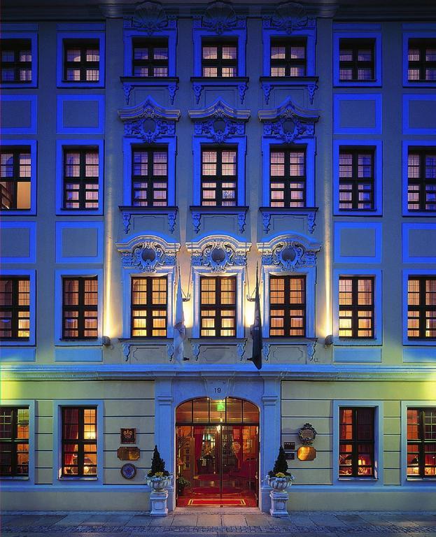 Hotel Romantik Buelow Residenz 4*