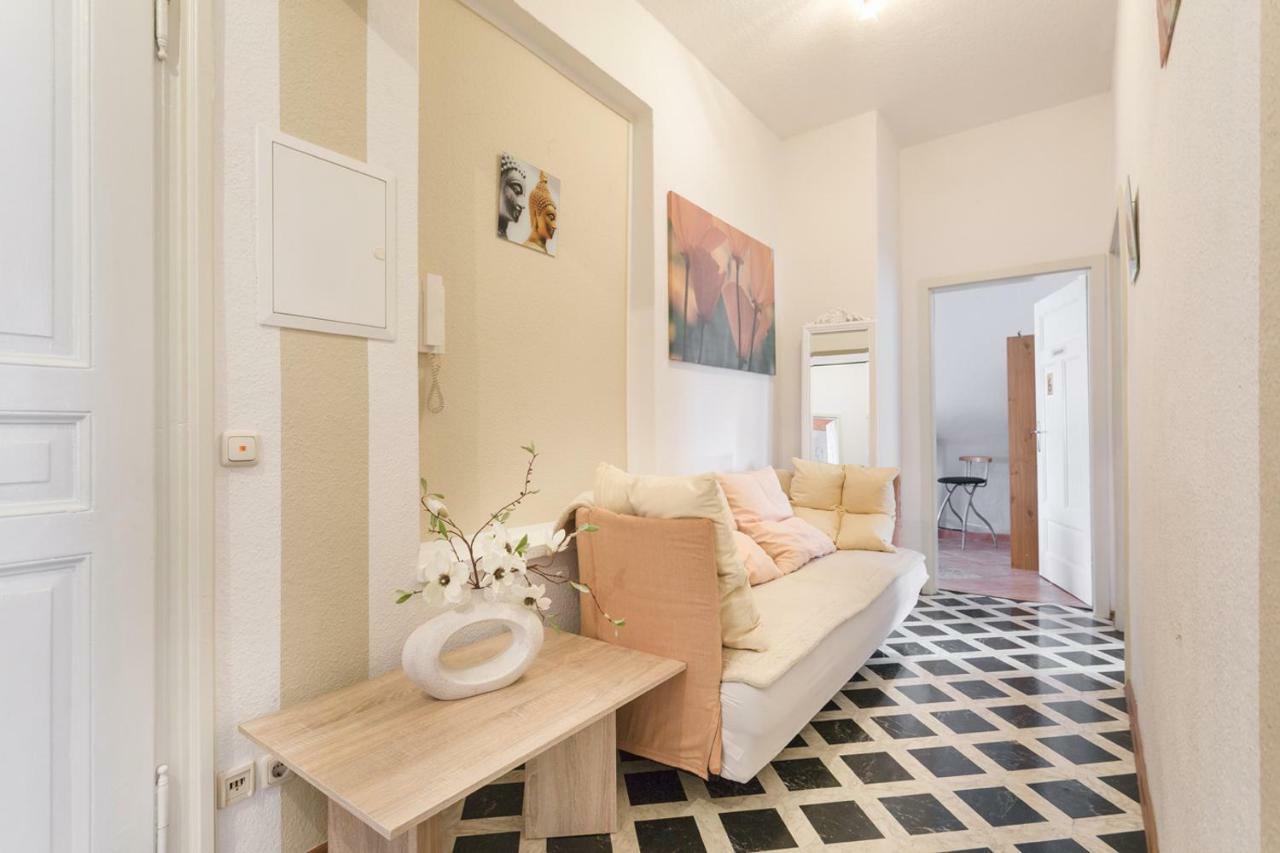 Apartment Residenz Bis 6 Gäste , Bis 4 Gäste, Elbflorenz Bis 2 Gäste