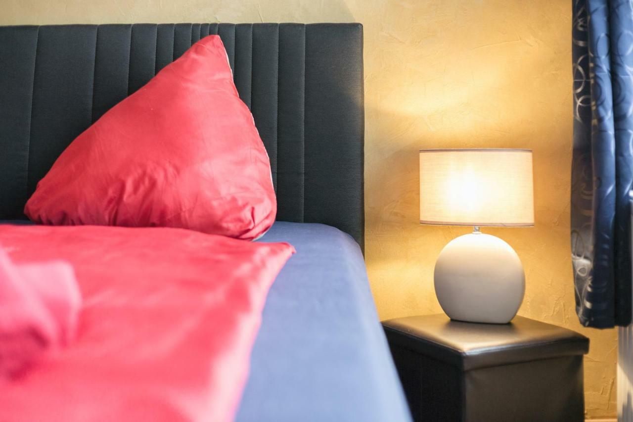 Residenz Bis 6 Gäste , Bis 4 Gäste, Elbflorenz Bis 2 Gäste Apartment