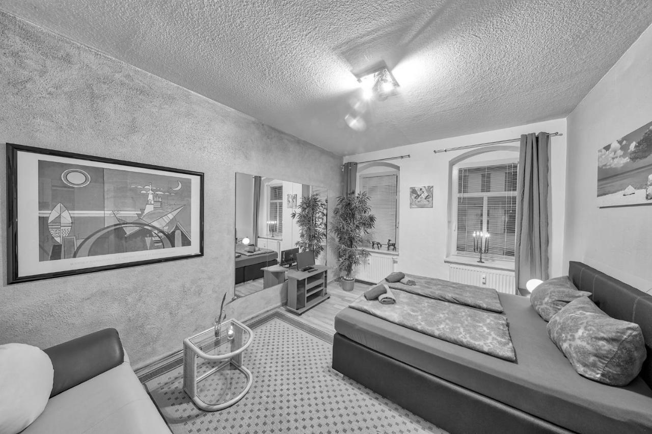 Residenz Bis 6 Gäste , Bis 4 Gäste, Elbflorenz Bis 2 Gäste Dresden
