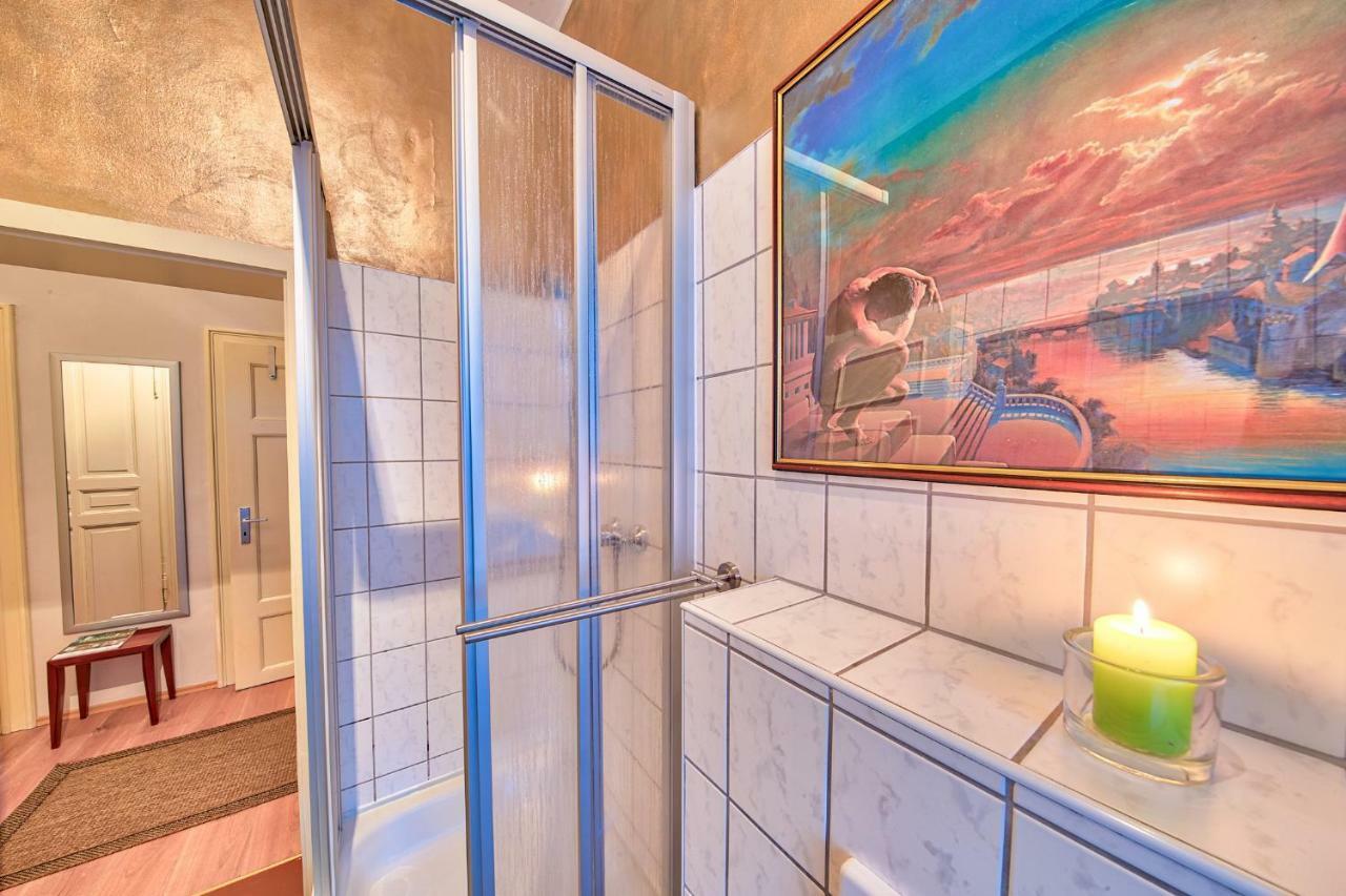 Residenz Bis 6 Gäste , Bis 4 Gäste, Elbflorenz Bis 2 Gäste * Dresden