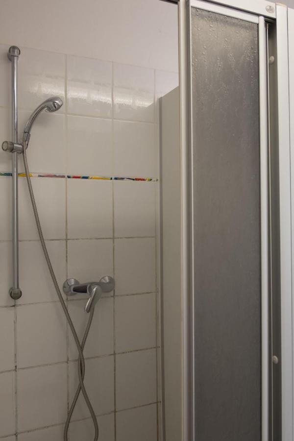 Louise 20 Hostel