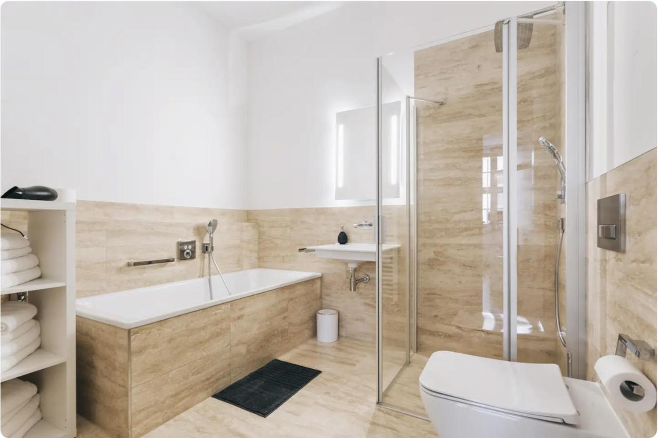Apartment Residenz Direkt An Der Frauenkirche Und Dem Neumarkt, Inklusive Netflix Dresden