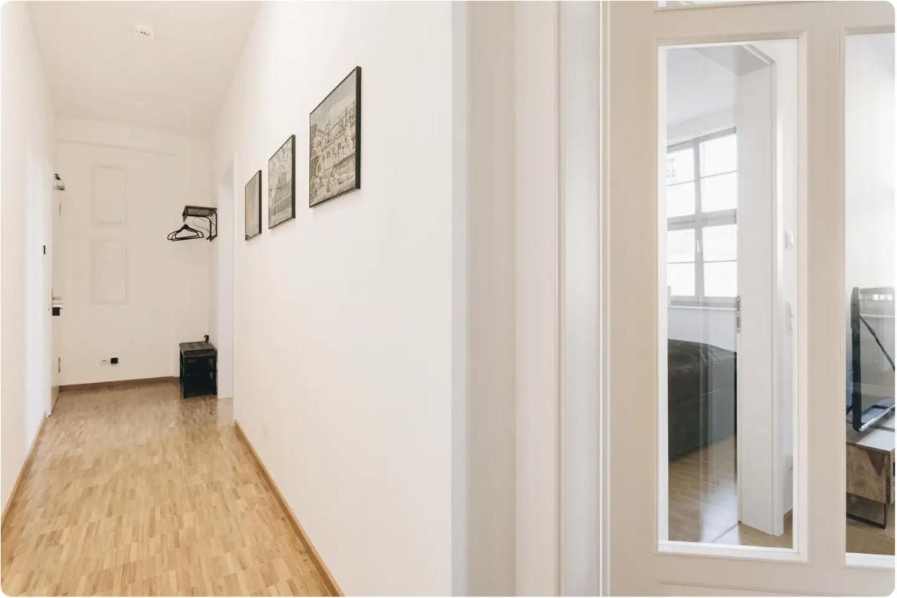 Residenz Direkt An Der Frauenkirche Und Dem Neumarkt, Inklusive Netflix Apartment