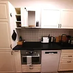 Ruhiges Hinterhof Apartment Im Herzen Der Neustadt