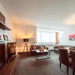 Familienapartment Am Neumarkt l