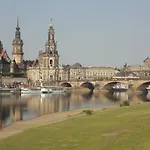 Familien 120m^2 4 Raum Wohnung im Szeneviertel!