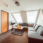 Familienapartment Am Neumarkt lll