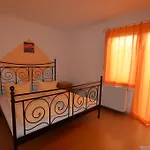 Gaestehaus Mezzaluna