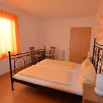Gaestehaus Mezzaluna