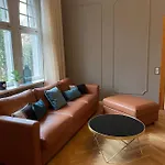 Apartment In Jugendstilvilla Am Grossen Garten I Balkone I Wlan