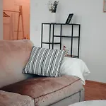 Modern 2 R-Apartment/Netflix/Fitness/Billiard
