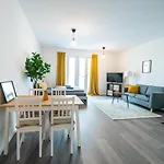 Fullhouse - Dresden - A6 - Washing Machine - Terrace - Nespresso