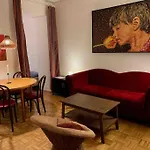Gemuetliches 2P-Apartment In Ruhiger Lage