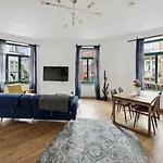 B Our Guest At New Vintage Chic Apartment