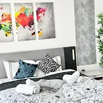 Design Apartment Dresden Centre - Enjoy And Relax