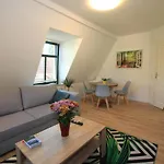 Lori Ferienwohnung Monteurszimmer Wlan Tv Dresden