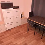 Gemuetliches Zimmer In Stadtwohnung