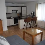 Elegante & Stilvolle 2,5 Raum Wohnung