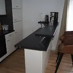 Elegante & Stilvolle 2,5 Raum Wohnung