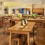 Amedia Plaza Dresden, Trademark Collection By Wyndham