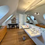 Luxus Suite Mit Einmaligem Blick Auf Die Frauenkirche