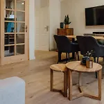 Bestlage Im Hechtviertel & Frisch Saniert