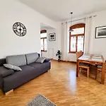 1-Raum-Wohnung Zentral Gelegen