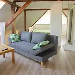 Apartment Traumzeit Mit Balkon In Vorstadtvilla