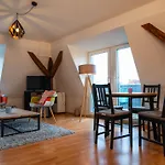 Apartmenthaus Rankestrasse 4