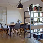 Neustadt-Aussicht - Grosse Wohnung Mit Balkon