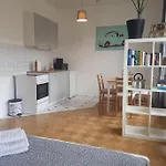 Studio In Dresden Neustadt Louisenstrasse