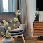 Neues 2 Schlafzimmer Apartment Mit Rooftopterrace
