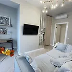 Prime Apartment In The Centre With Bbq