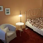 City-Ferienwohnungen-Dresden - Zentral Gelegen Im Haus Louisenstrasse 11 - Dresden-Neustadt