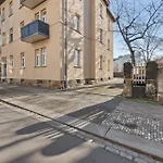 Sonniges Apartment Privatparkplatz Suedterrasse