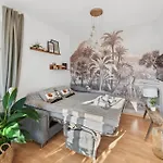 Sonniges Apartment Privatparkplatz Suedterrasse