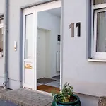 Appartement In Aeussere Neustadt Mit Terrasse
