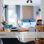 Modernes Apartment/Zentrum/Wi-Fi/Parkplatz