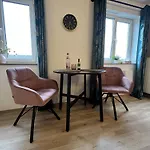 Wohnperle Neustadt - Zentral, Kostenloser Parkplatz, Lift, Klimaanlage