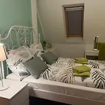 City View Apartment - Breakfast - Netflix - Free Shuttle