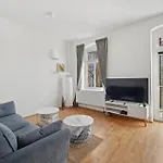 Helle Altbauwohnung 3 Zimmer & Balkon - Nahe Tu & Zentrum